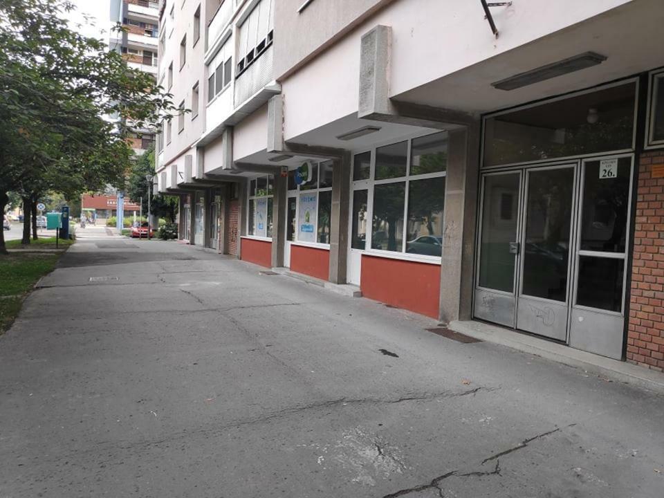 Koelcsey Apartman Apartment Szekszárd Exterior foto