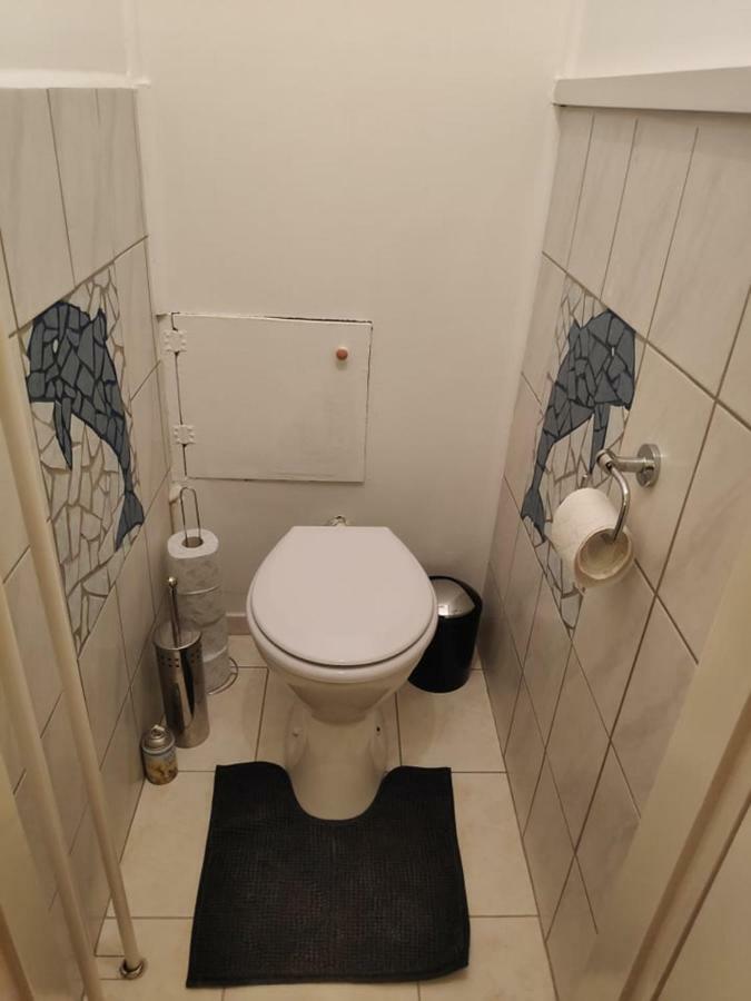 Koelcsey Apartman Apartment Szekszárd Exterior foto